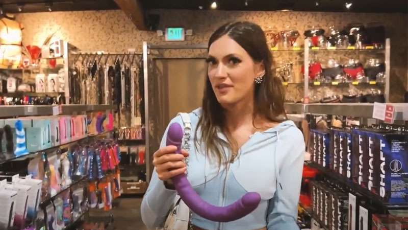 Shop bán dương vật giả silicon dây đeo 10