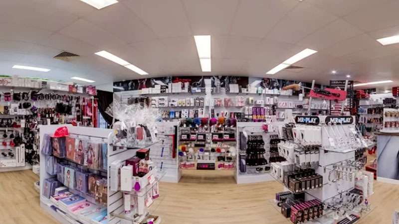 Shop bán dương vật giả silicon dây đeo 7